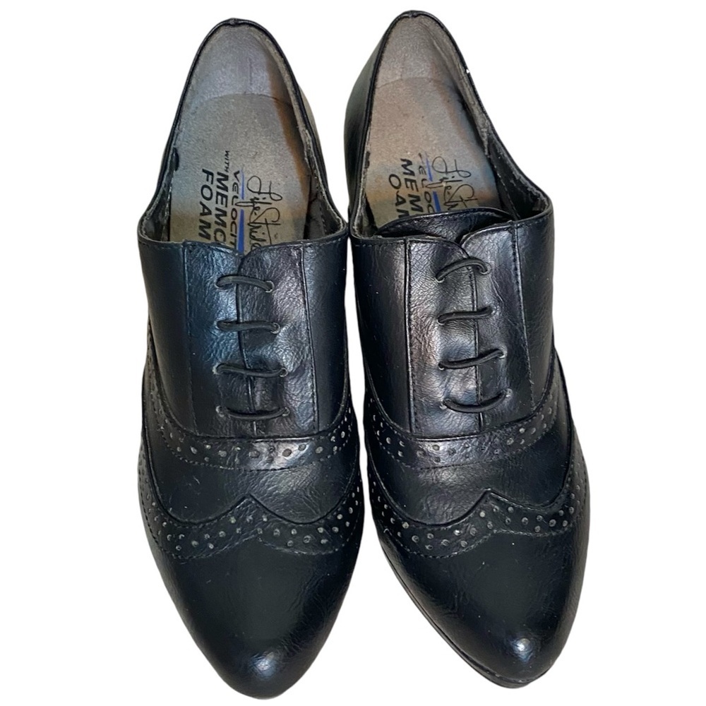 LIFE STRIDE Black Xanti Brogue Booties Heel Velocity Memory Oxford Shooties 6.5 - Picture 2 of 11